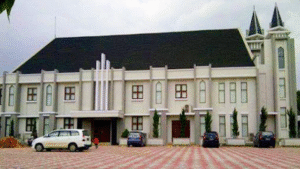 10 MENIT GEREJA TERDEKAT